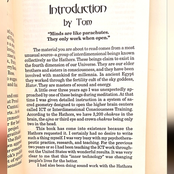 The Hathor Material - Messages From An Ascended Civilization - Picture 4 of 7